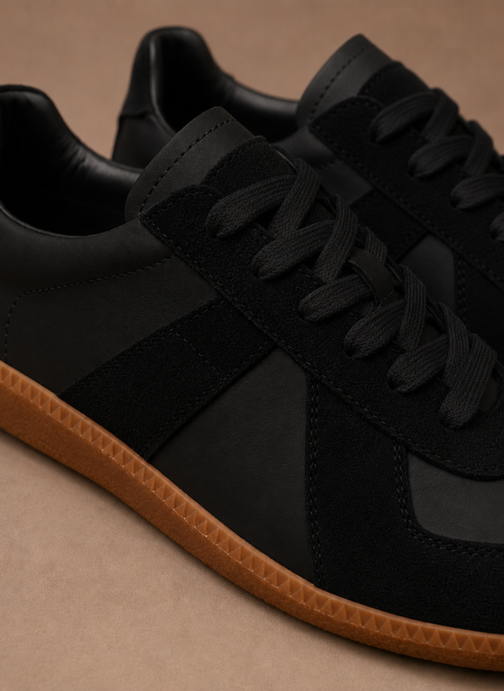 Men's Low-Top Suede Sneakers – Lightweight Casual